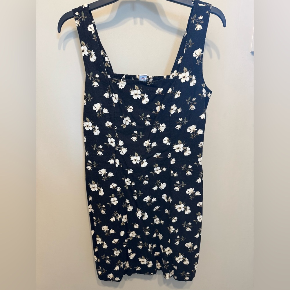 Old Navy Black Floral Sundress with White Flowers